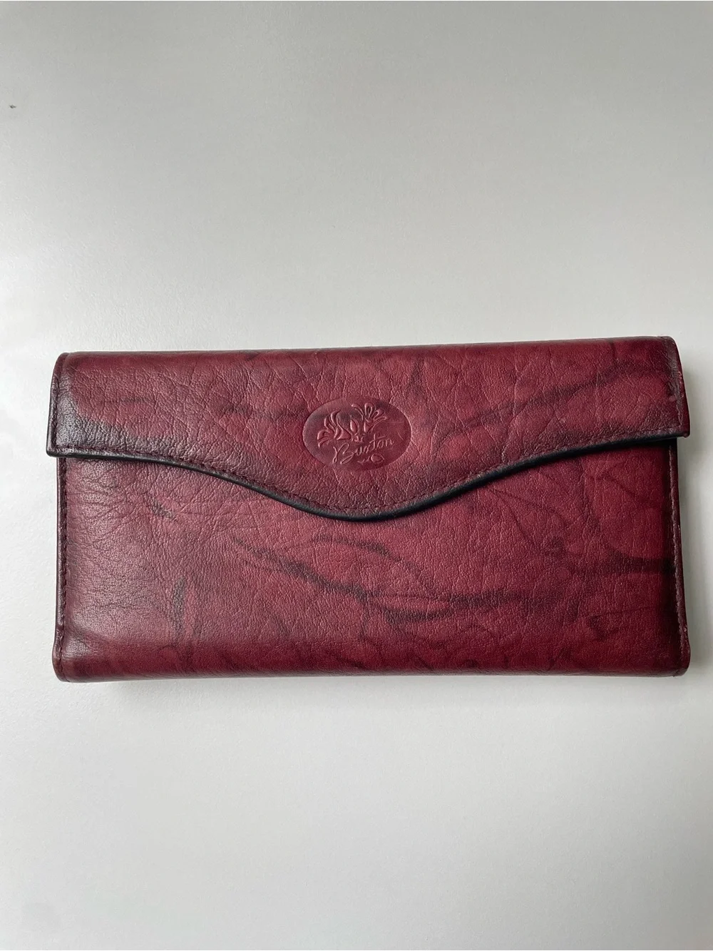 Buxton Women’s Burgundy Leather Envelope Wallet Embossed Logo Gold Hardware